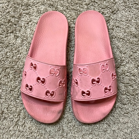 Salmon Gucci slides - Picture 2 of 4